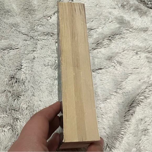 🌴Claimed by J.R. Ward Paperback Book - Picture 4 of 4